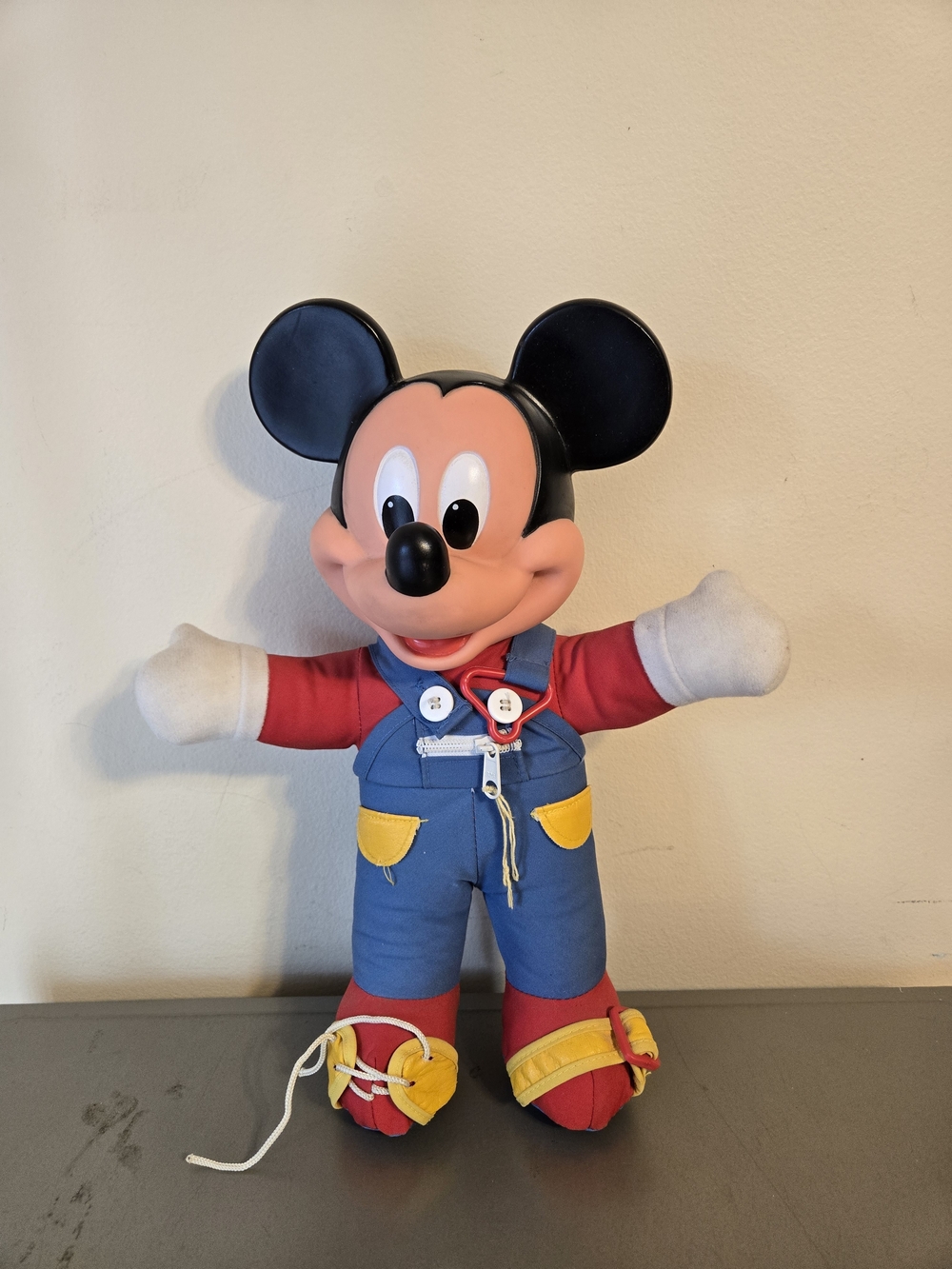 Vintage 1989 Mattel Disney "Learn to Dress" Mickey Mouse 14" Plush Toy